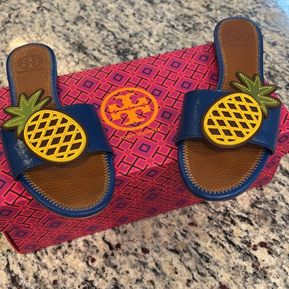 Tory Burch Neptune pineapple flat all leather slide sandals - Picture 8 of 13
